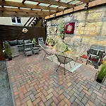 Montana Apartment *