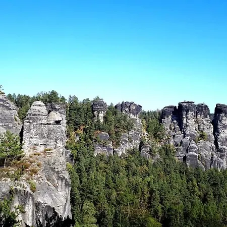 Montana 아파트 *